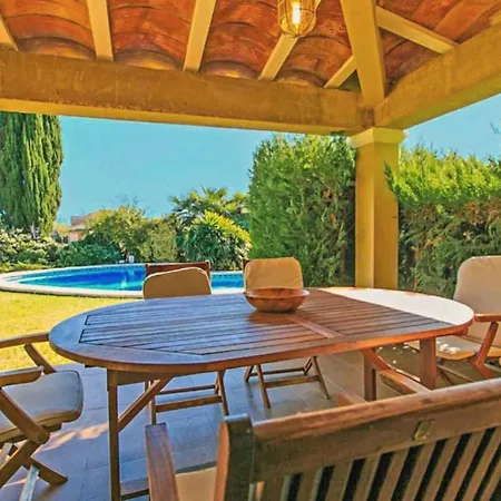 Villa Cuxach Paco By Sealand